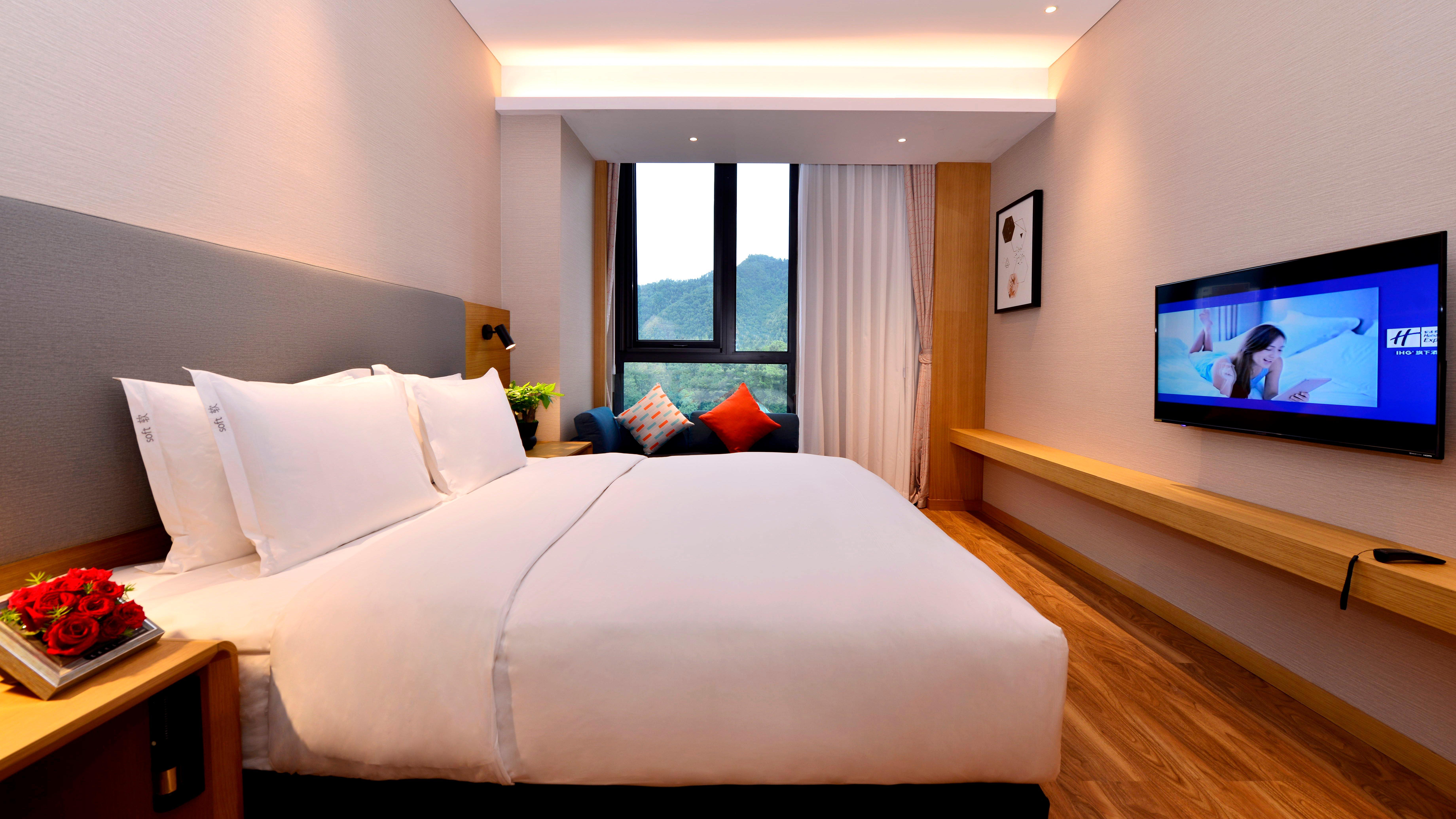 Holiday Inn Express Luanchuan By Ihg Luaran gambar