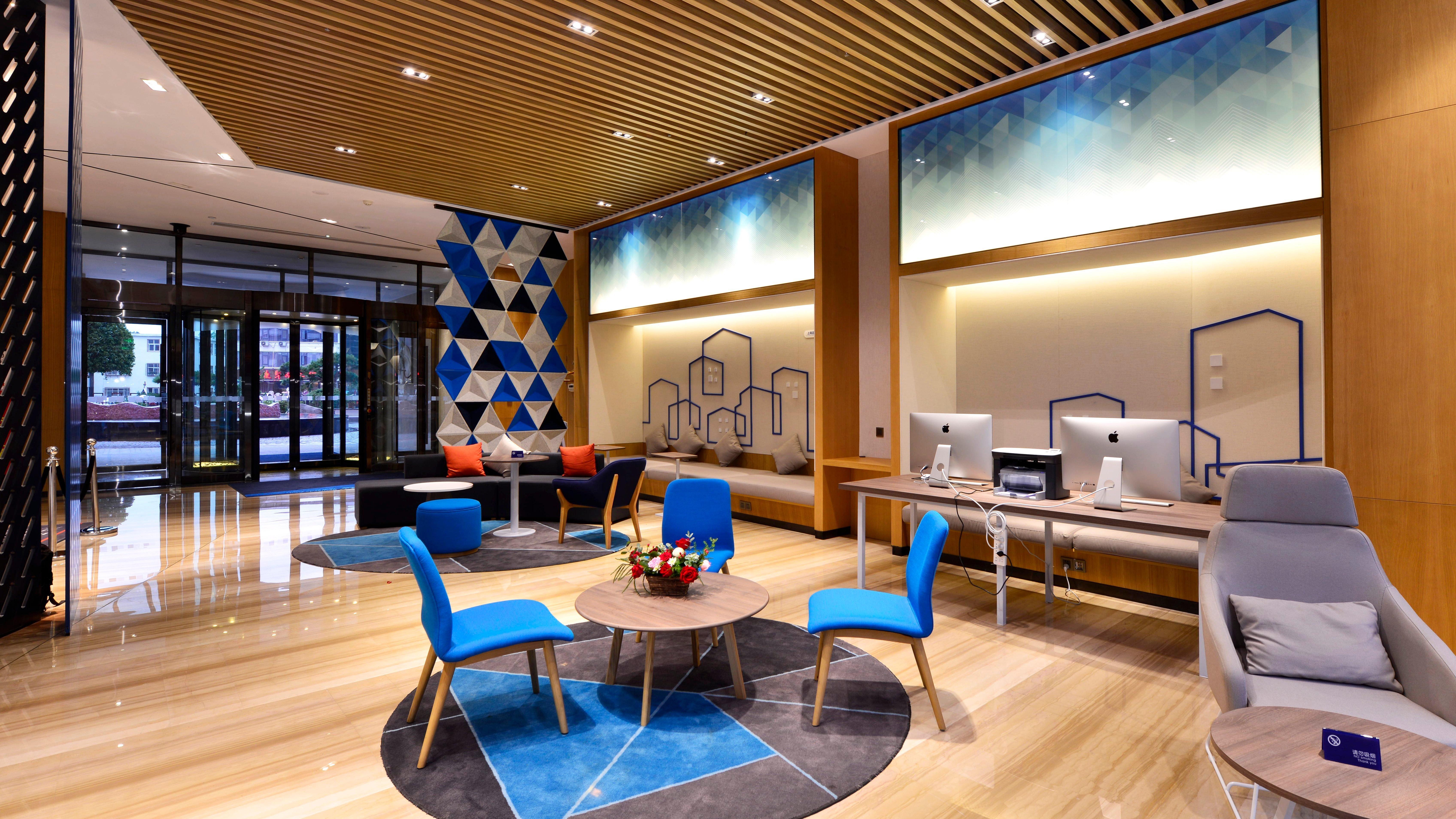 Holiday Inn Express Luanchuan By Ihg Luaran gambar