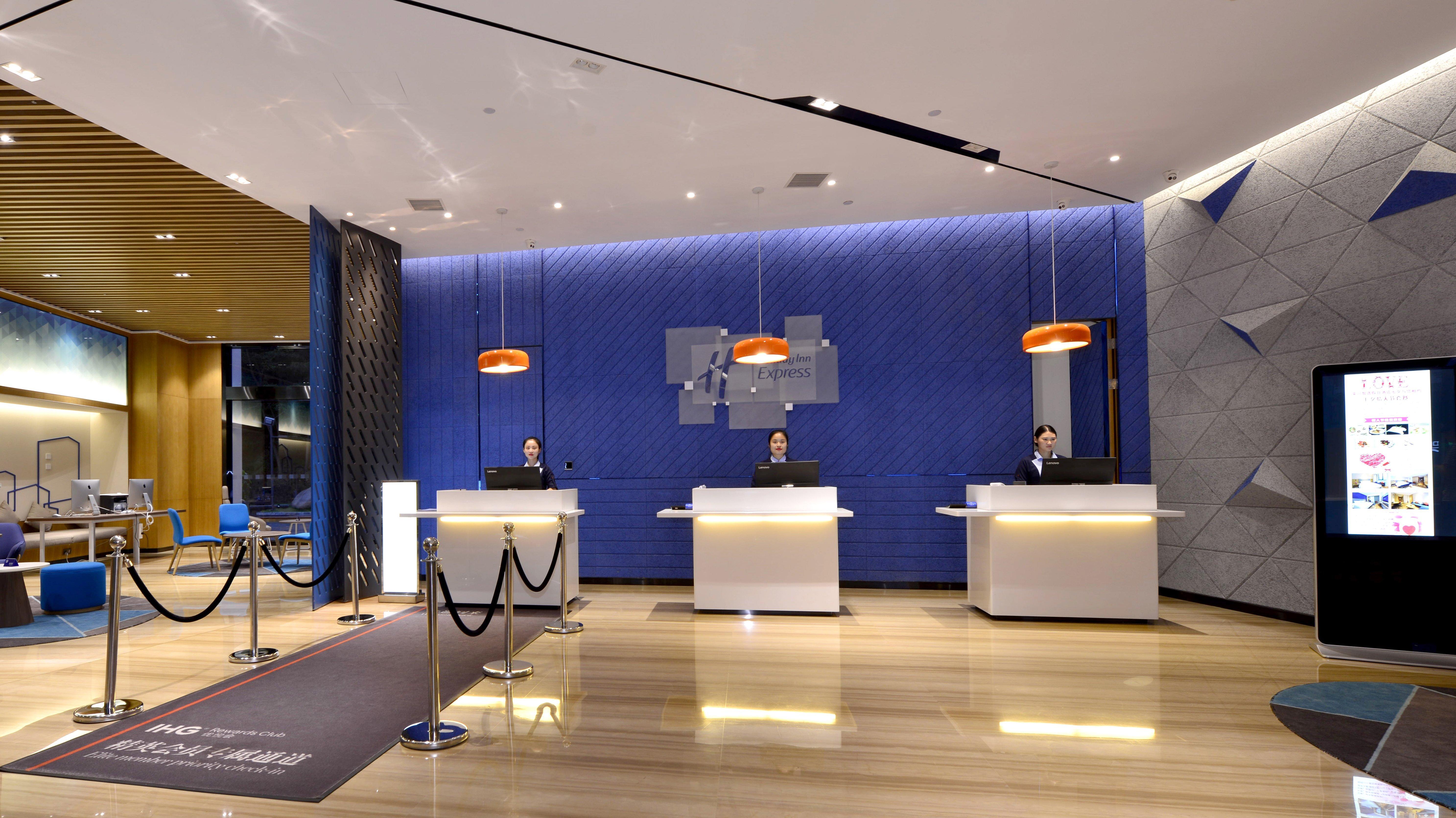 Holiday Inn Express Luanchuan By Ihg Luaran gambar